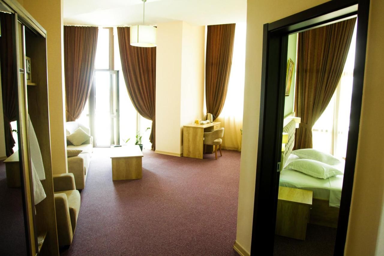 Отель Hotel Grand Зугдиди-48