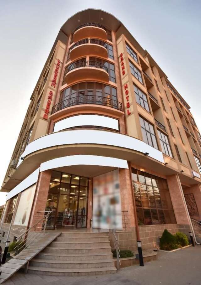 Отель Hotel Grand Зугдиди-3